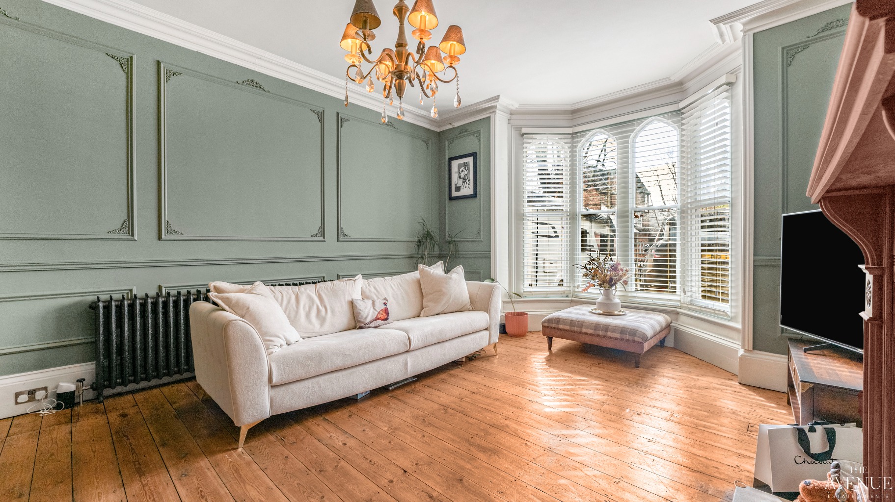 4 bed detached house for sale in Alexandra Road, Burton-On-Trent. 6