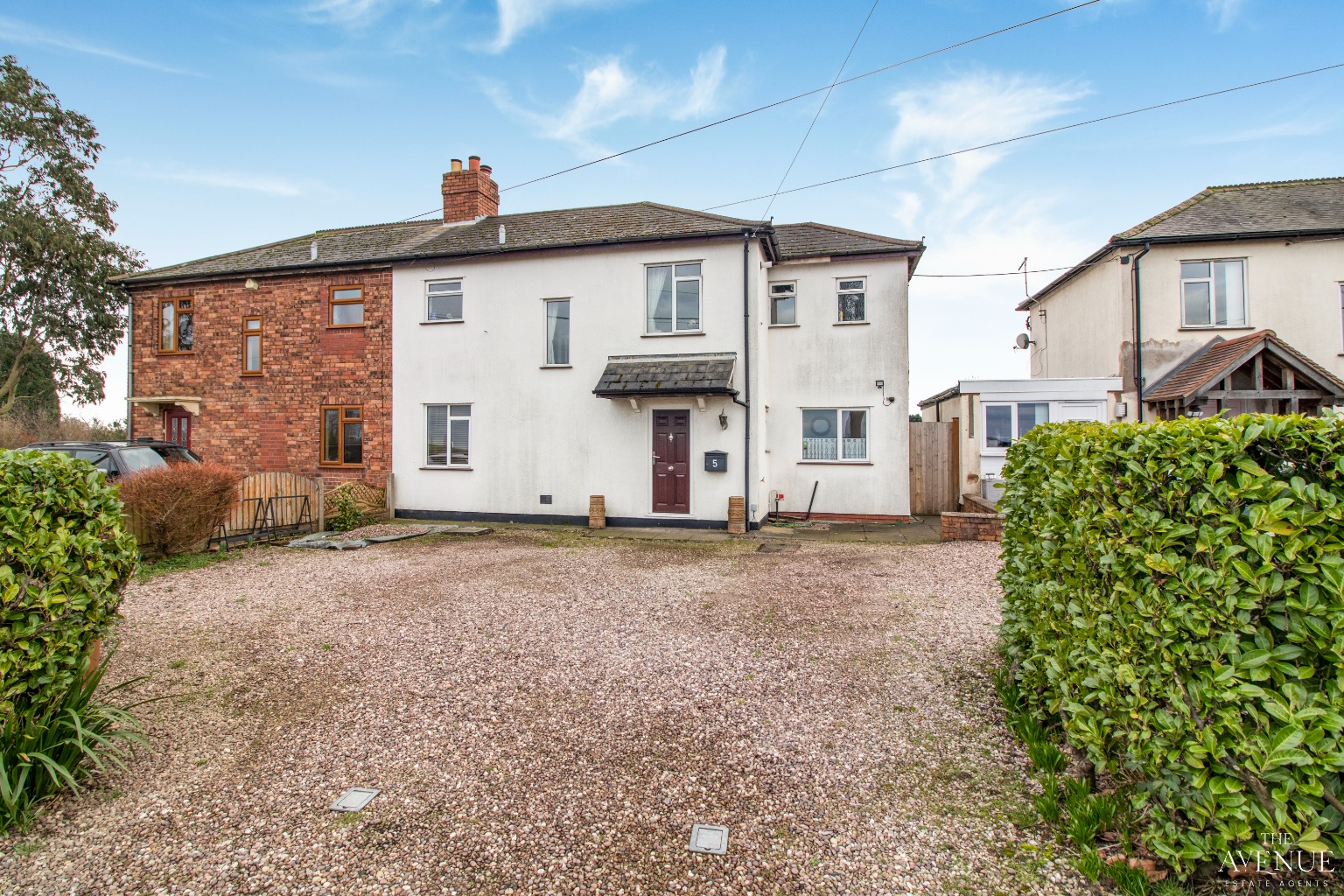 3 bed semi-detached house for sale in Lynn Lane, Lynn.