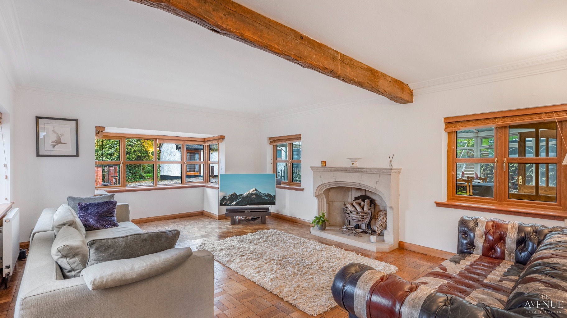 5 bed detached house for sale in Holly Farm Chorley -5 bedroom country home with a separate 2-bedroom annex. 3