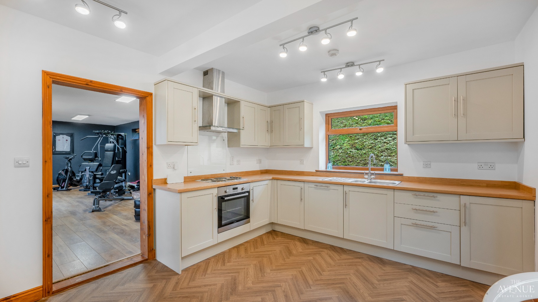 5 bed detached house for sale in Holly Farm Chorley -5 bedroom country home with a separate 2-bedroom annex.  - Property Image 25