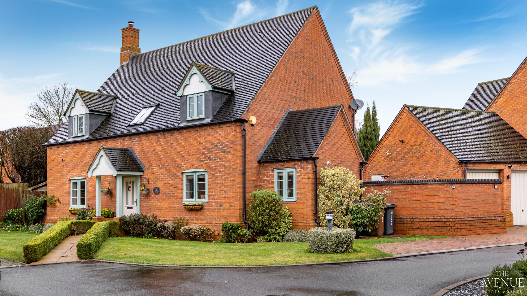 4 bed detached house for sale in Broomhalls Croft Alrewas