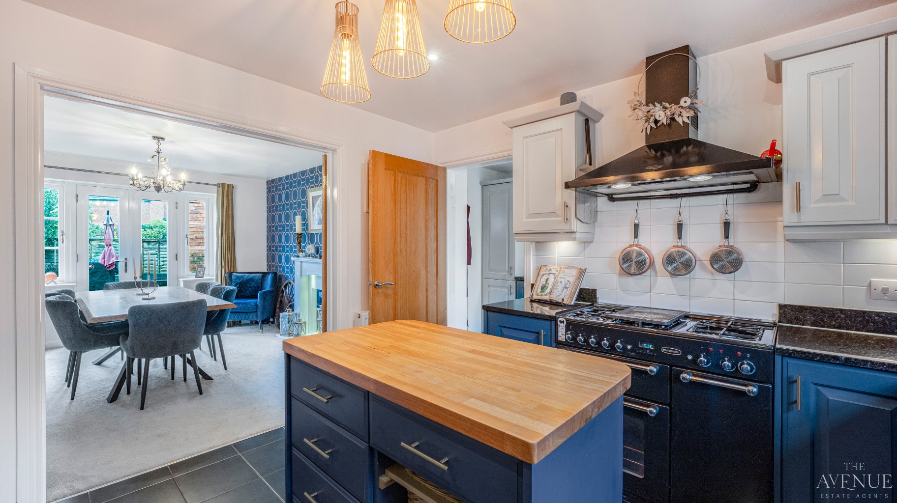 4 bed detached house for sale in Broomhalls Croft Alrewas 3