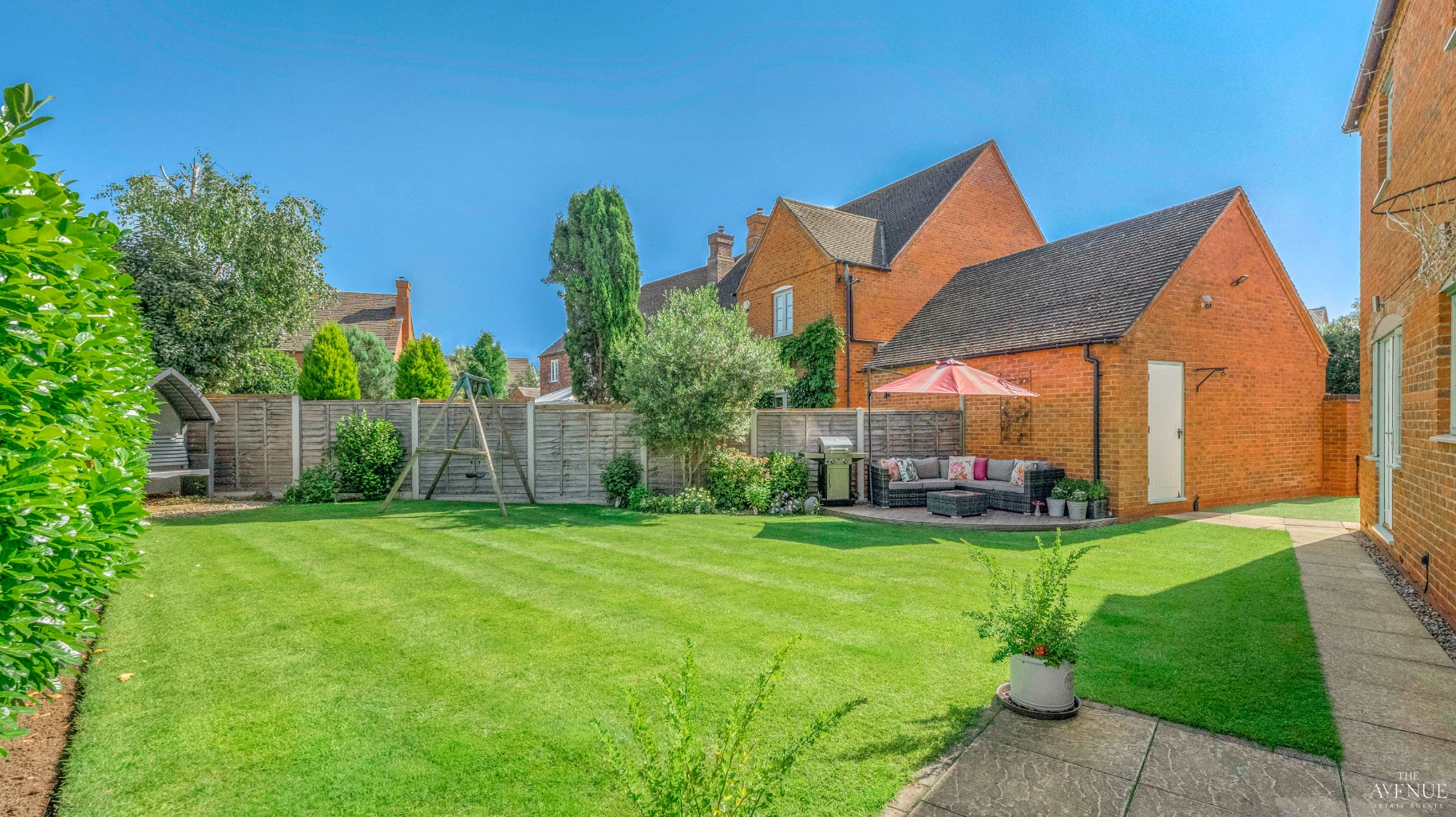 4 bed detached house for sale in Broomhalls Croft Alrewas 26