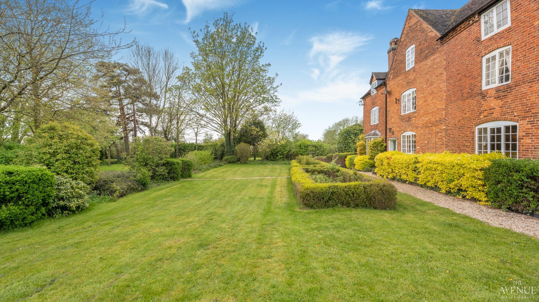 7 bed farm house for sale in Curborough Grange, Lichfield. 44