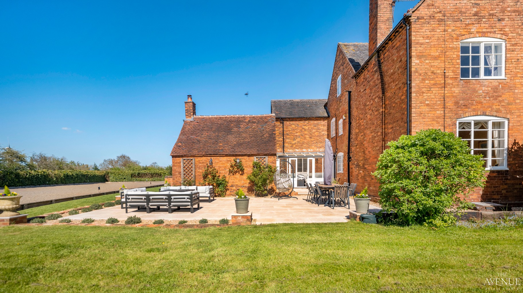 7 bed farm house for sale in Curborough Grange, Lichfield. - Property Image 41