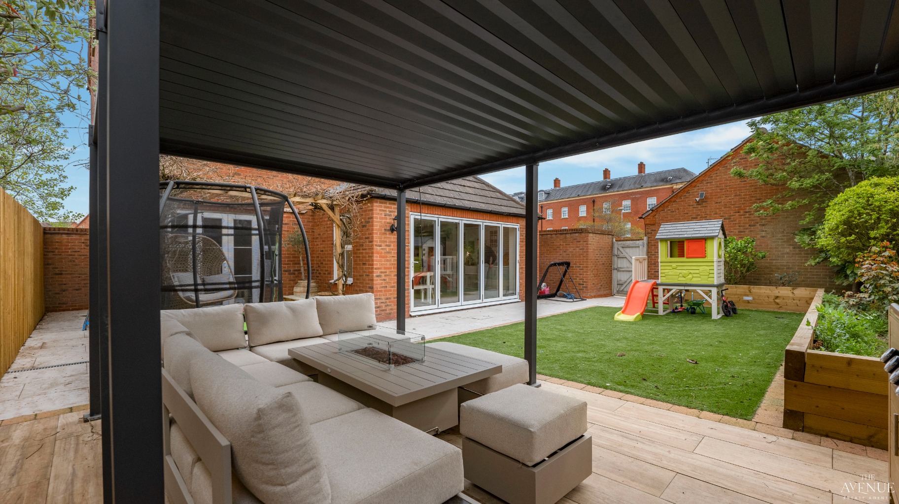 5 bed detached house for sale in Boathouse Field, Lichfield 26