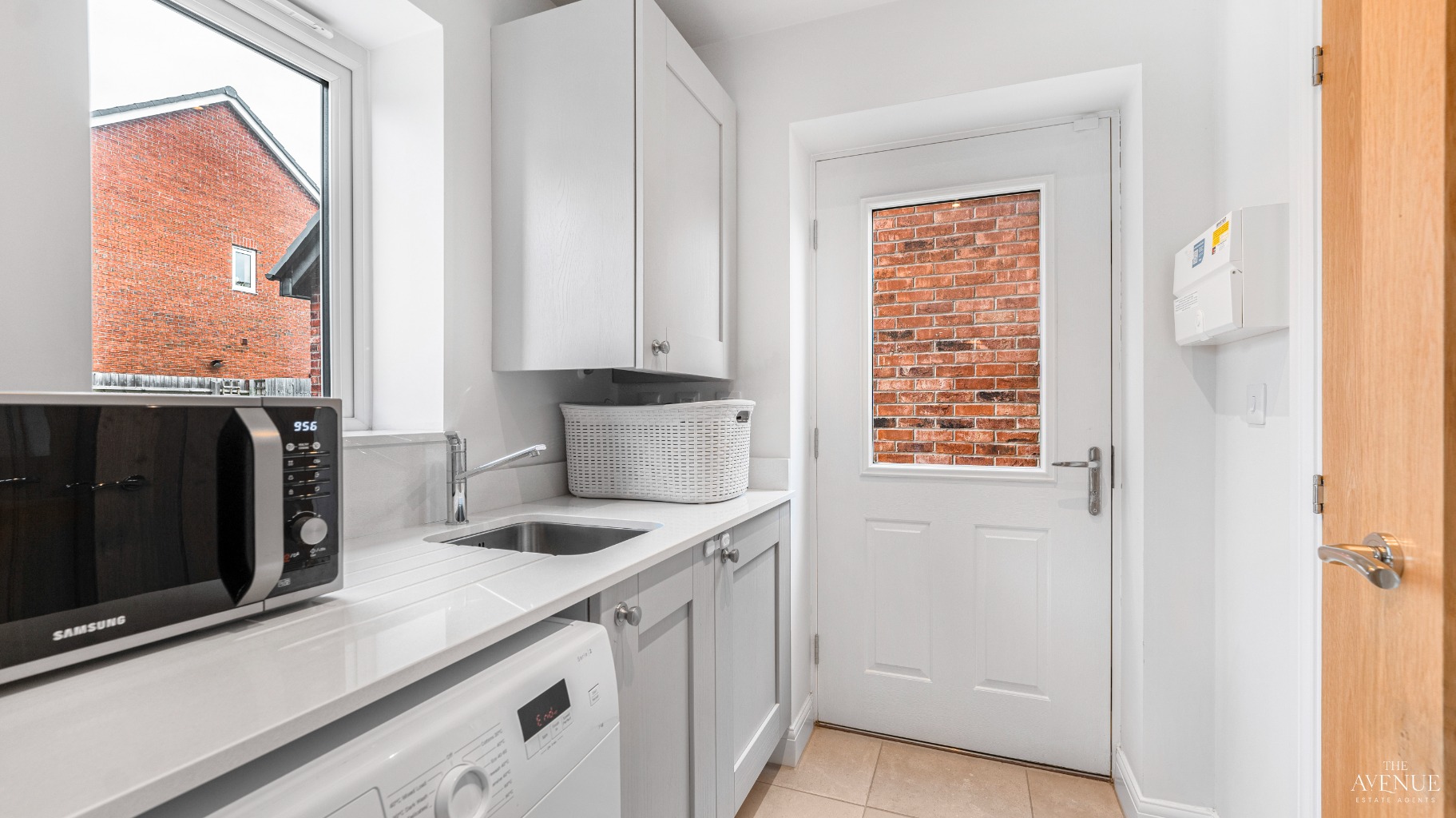 4 bed detached house for sale in Hillside Road, Tatenhill. 6