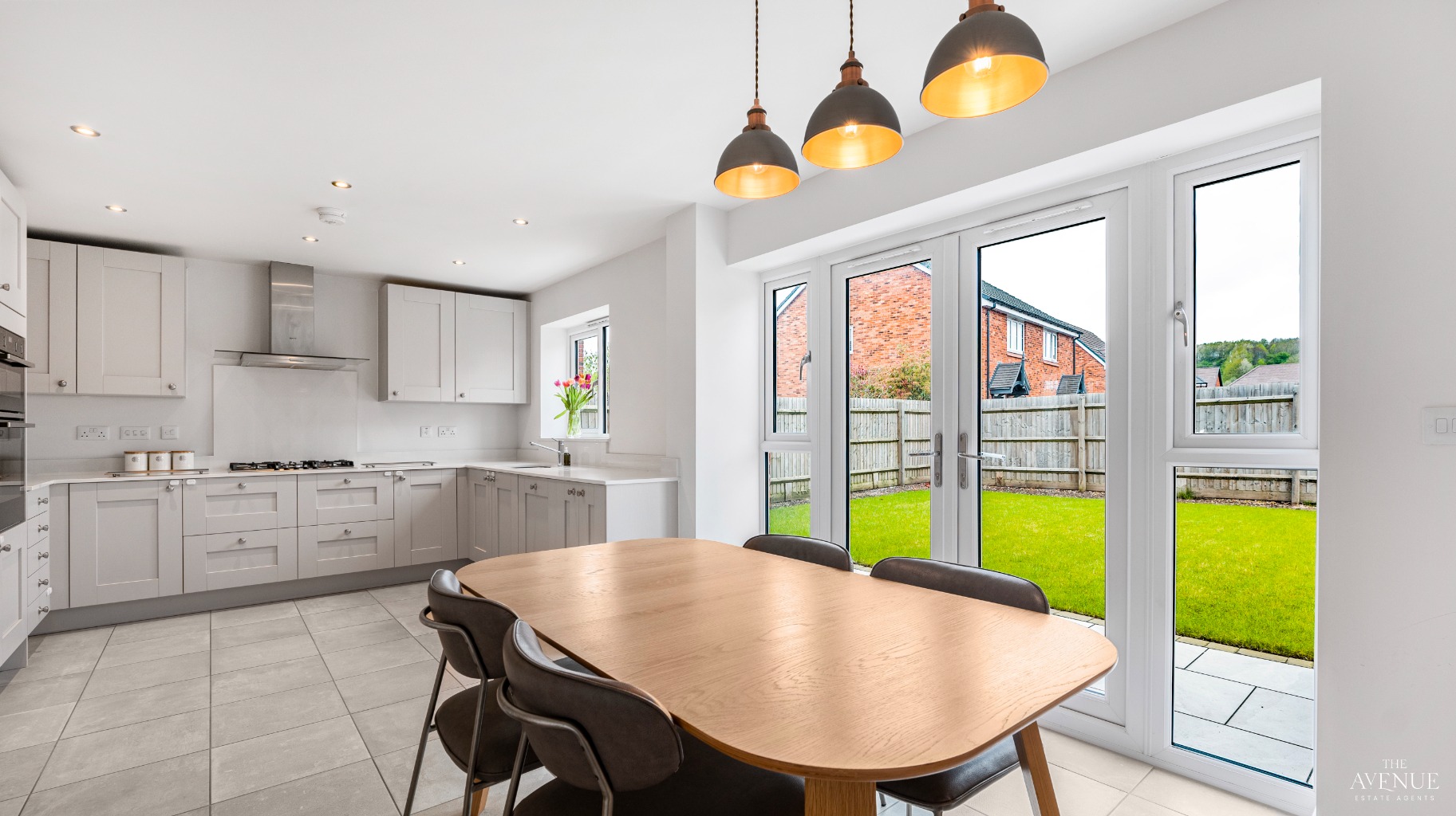 4 bed detached house for sale in Hillside Road, Tatenhill. 2