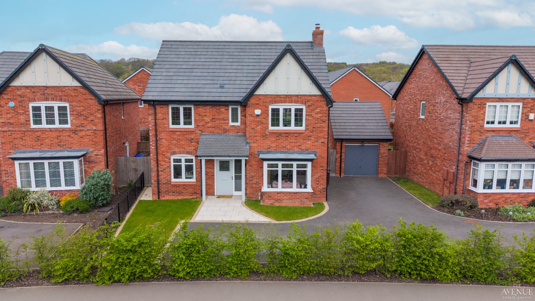 4 bed detached house for sale in Hillside Road, Tatenhill.