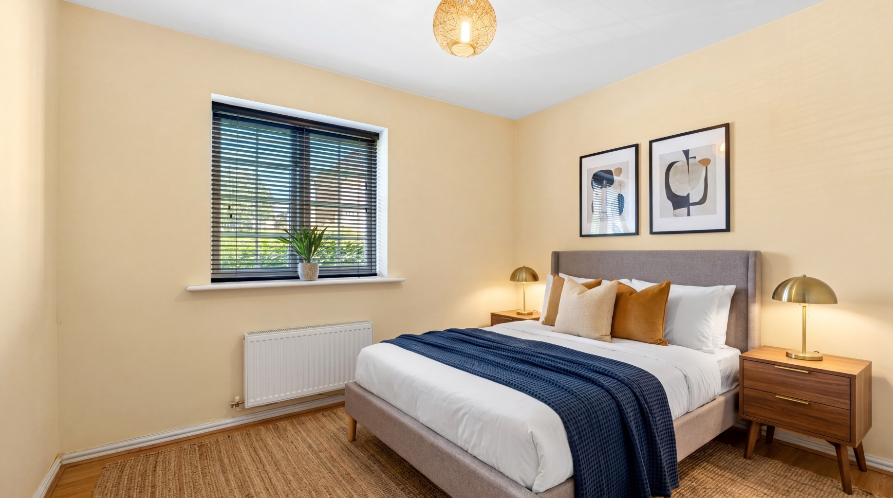2 bed flat for sale in Evershed Way, Burton-On-Trent. 10