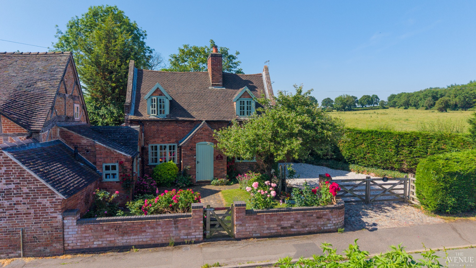 2 bed cottage for sale in Lea Cottage, Hadley Street, Yoxall.