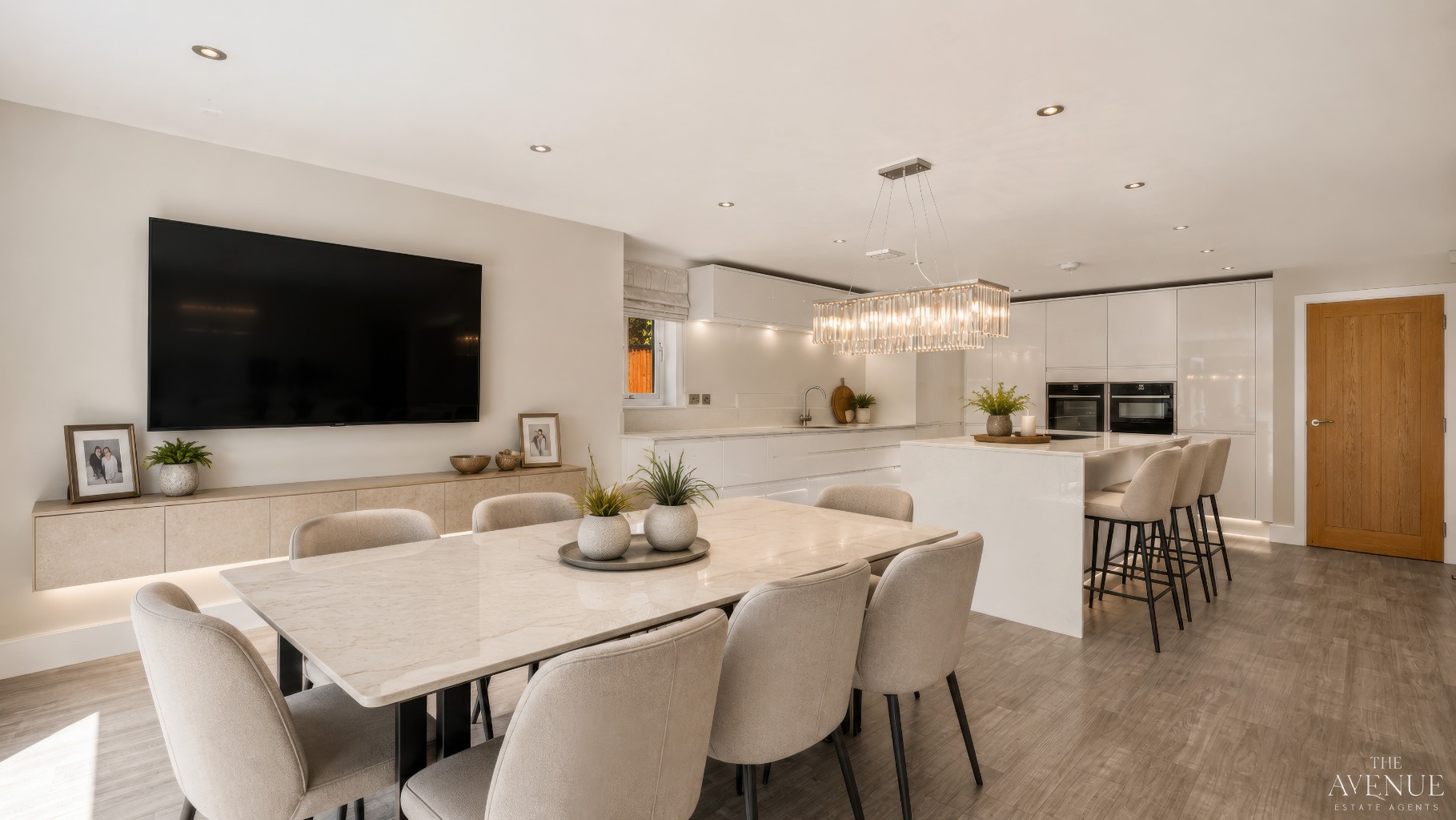 6 bed detached house for sale in Tudor Gardens, Burton Road, Tutbury, Staffordshire, DE13 9PL - Property Image 7