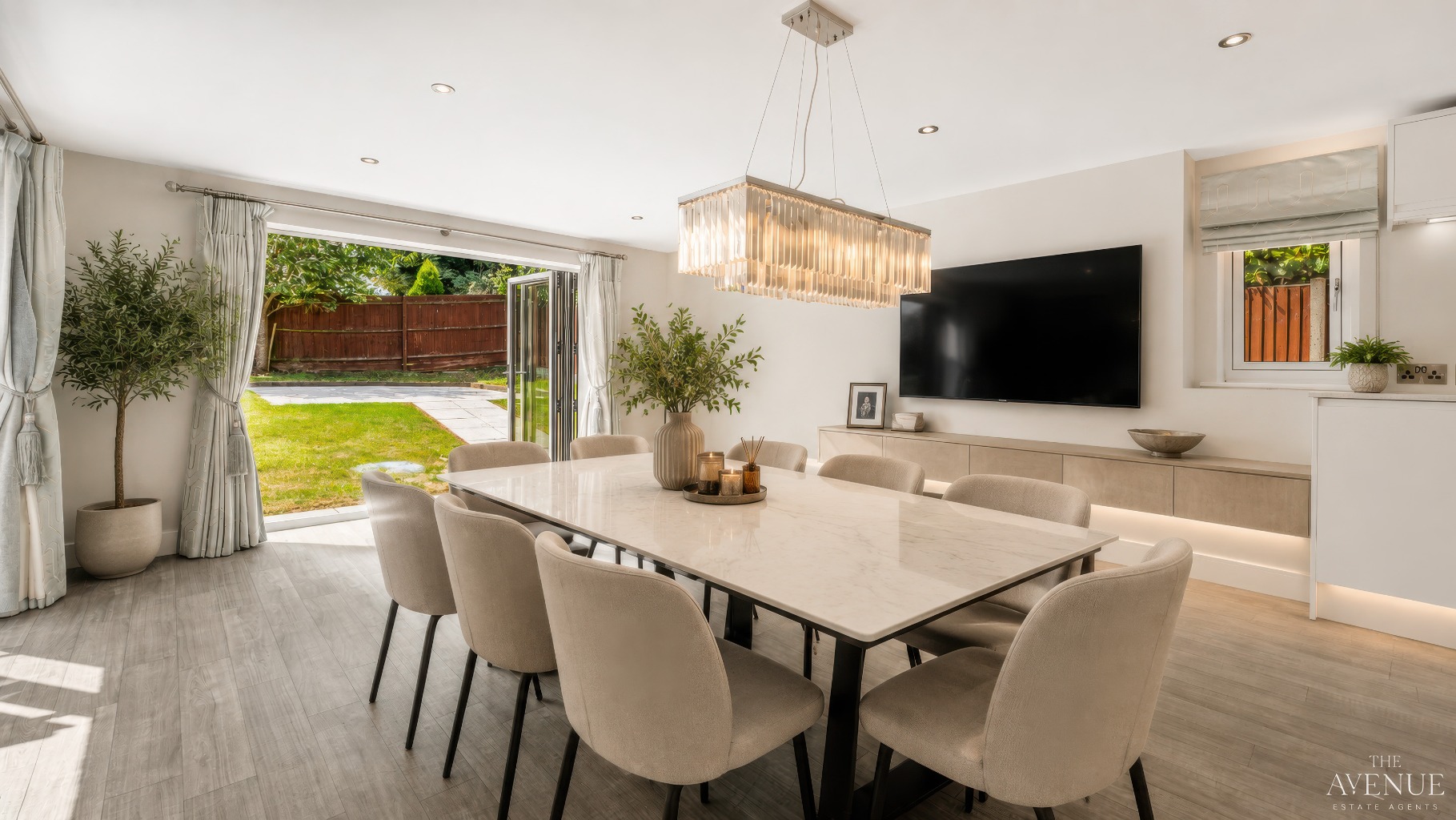 6 bed detached house for sale in Tudor Gardens, Burton Road, Tutbury, Staffordshire, DE13 9PL 9