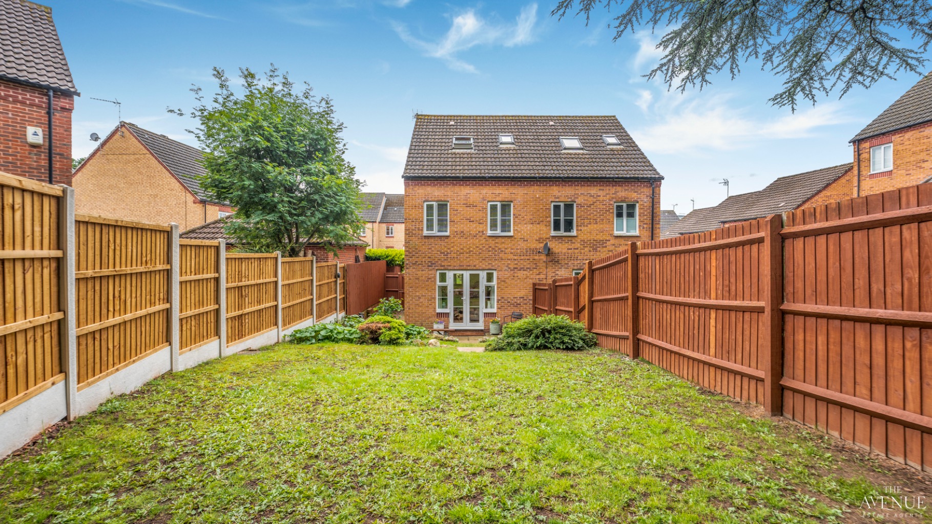 3 bed semi-detached house for sale in Highfields Park Drive, Darley Abbey, Derby, DE22 1BW  - Property Image 25