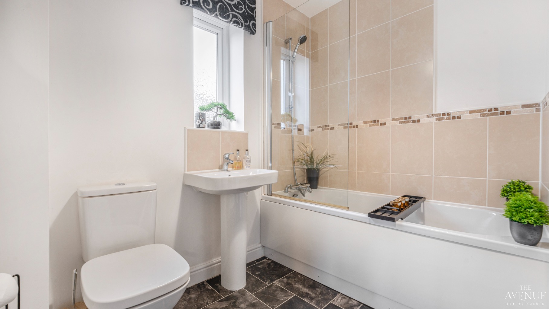4 bed semi-detached house for sale in Clayton Gardens, Hatton, Derbyshire, DE65 5EB  - Property Image 25