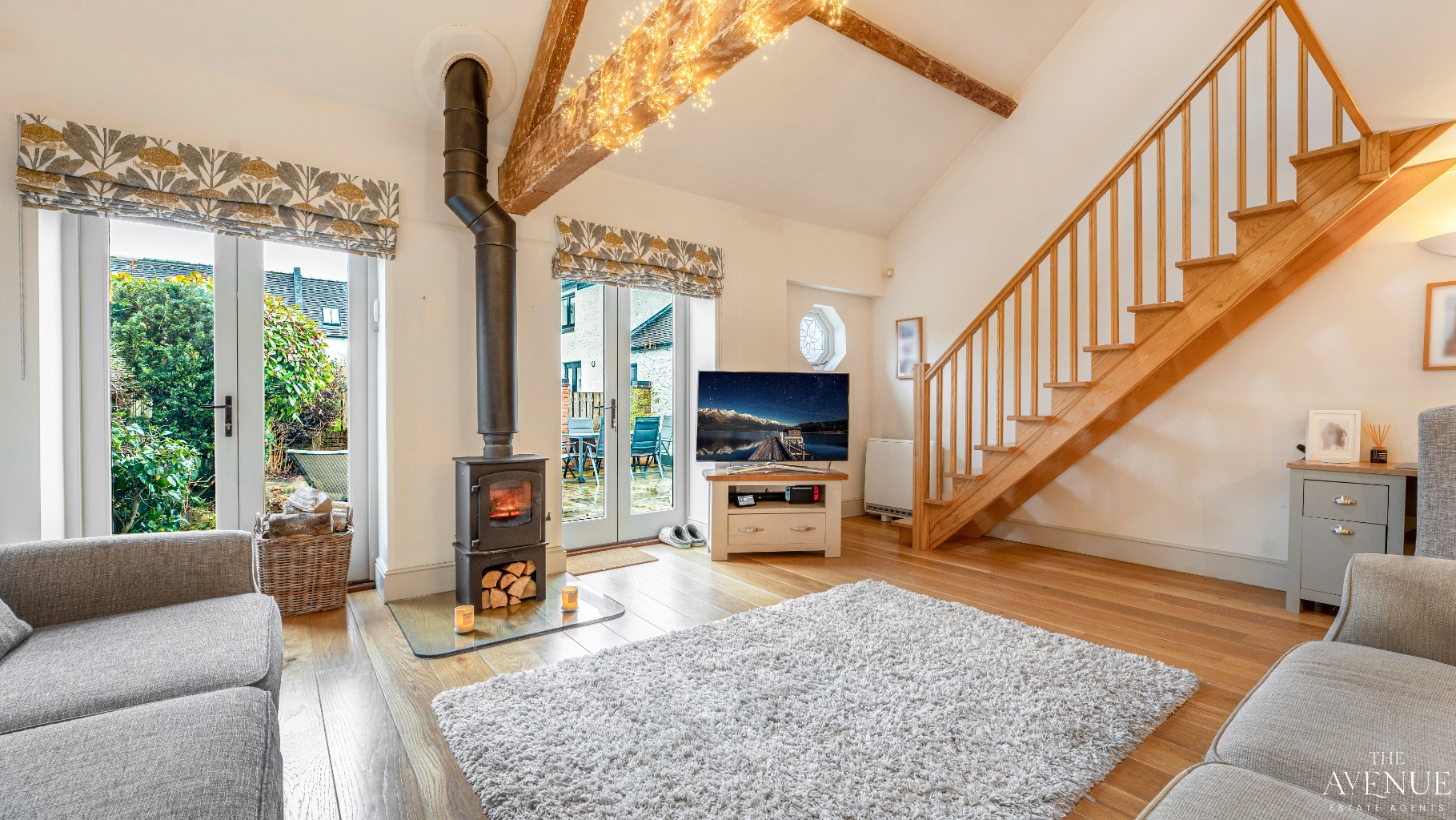 3 bed barn conversion for sale in The Stables, Hargate House Farm, Hilton, DE65 5FJ 1
