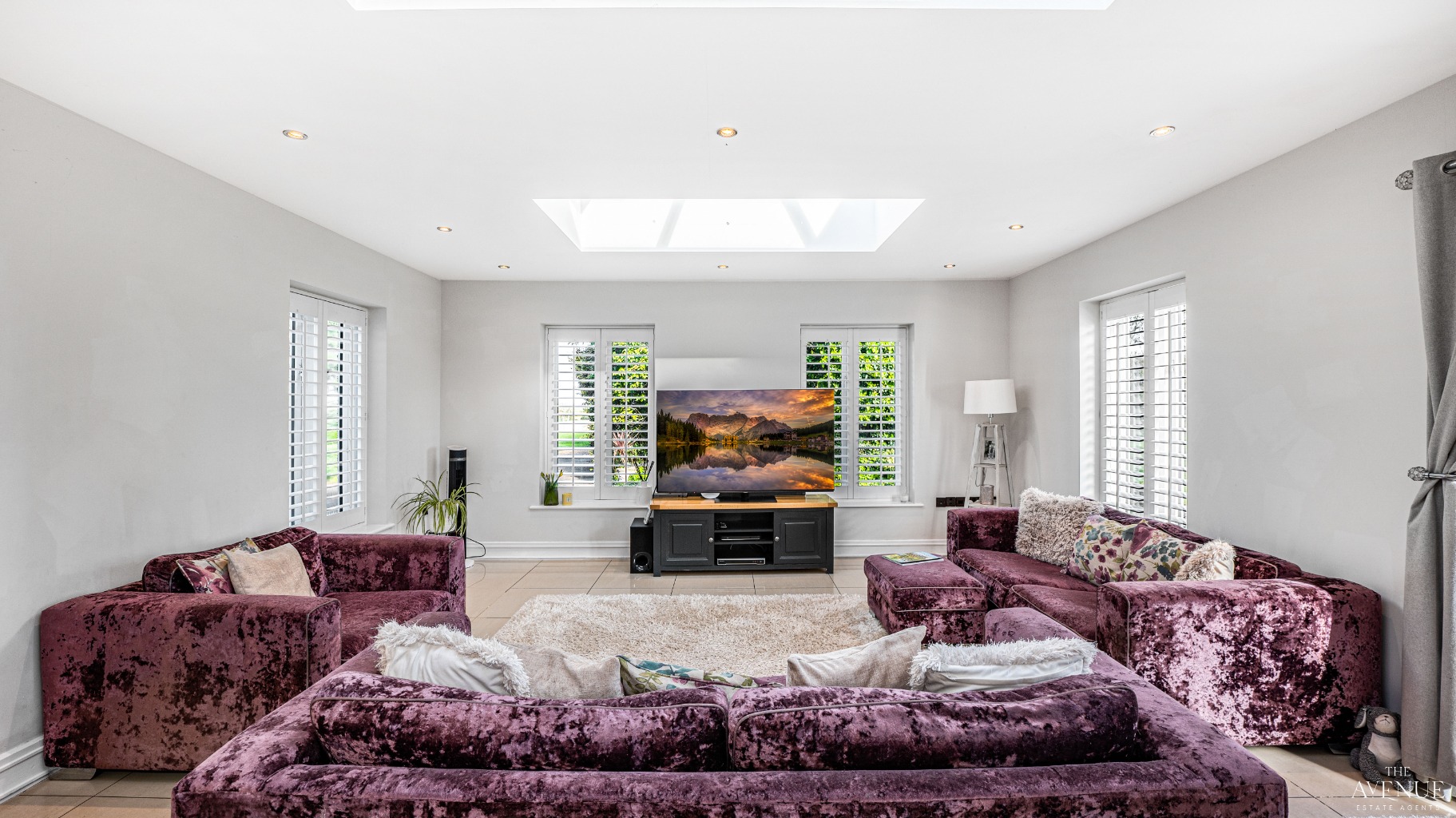 6 bed detached house for sale in Oak Tree House, Burton Road, Repton, Derbyshire, DE65 6FN 8