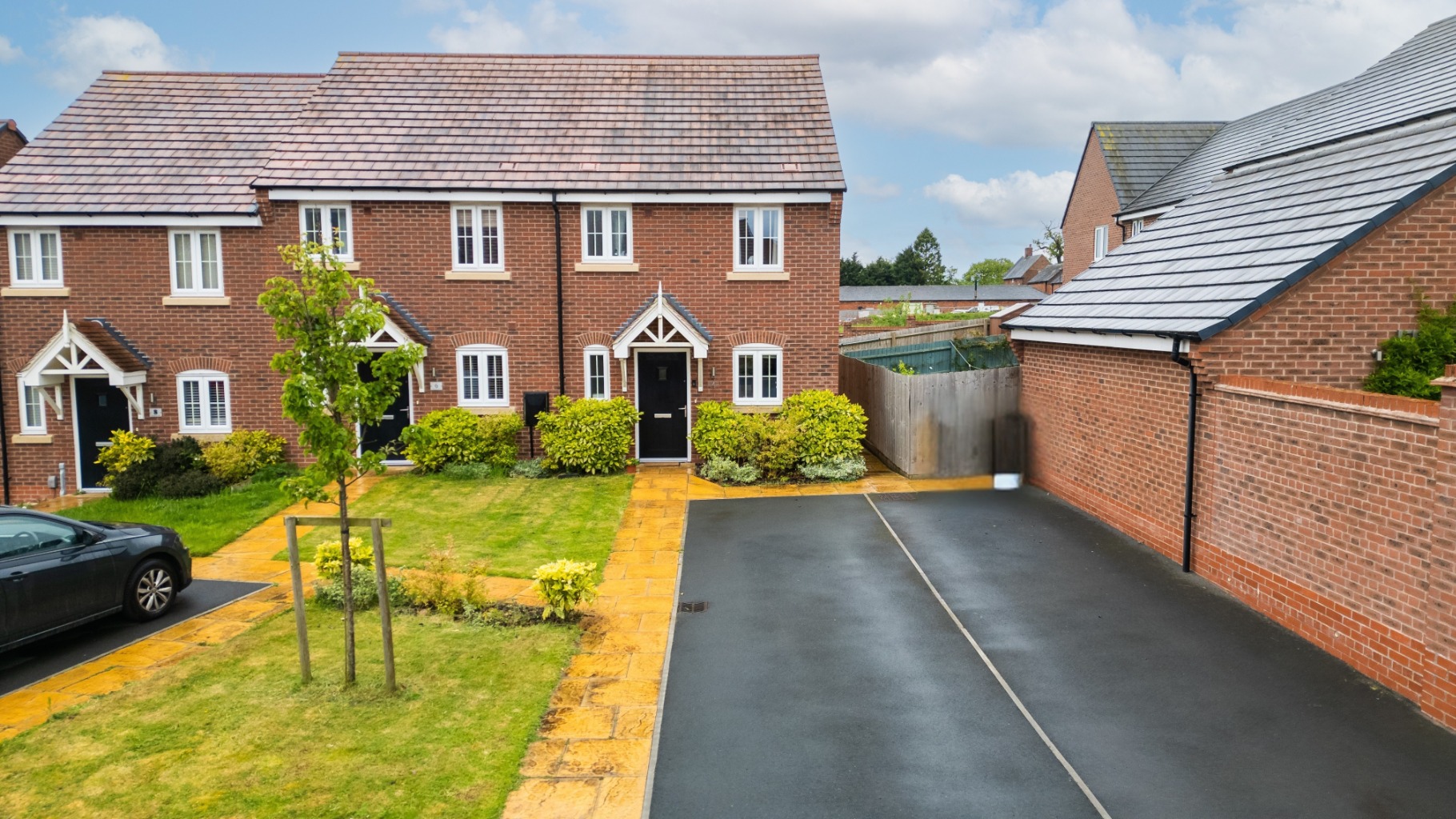 3 bed end of terrace house for sale in Chicory Close, Mickleover, Derby, DE3 0FL  - Property Image 1