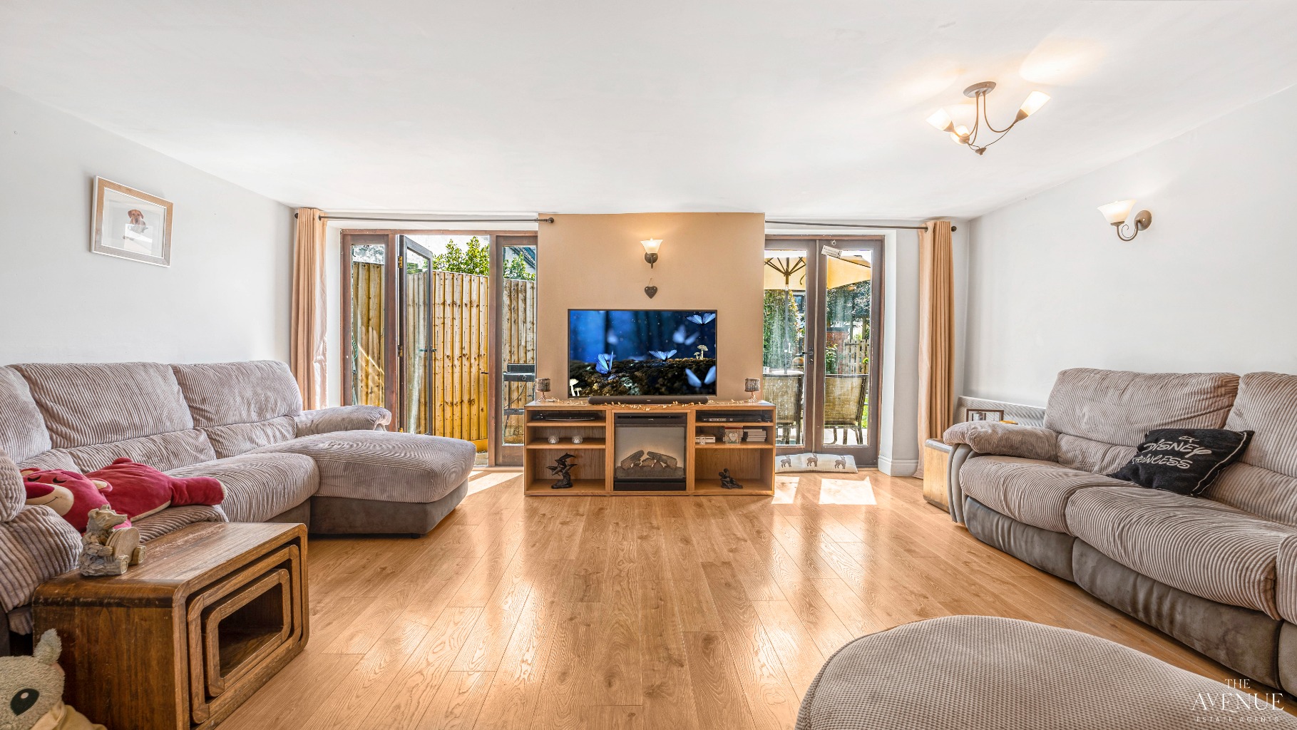 4 bed barn conversion for sale in The Stables, Hargate House Farm, Egginton Road, Hilton, Derbyshire, DE65 5FJ 6