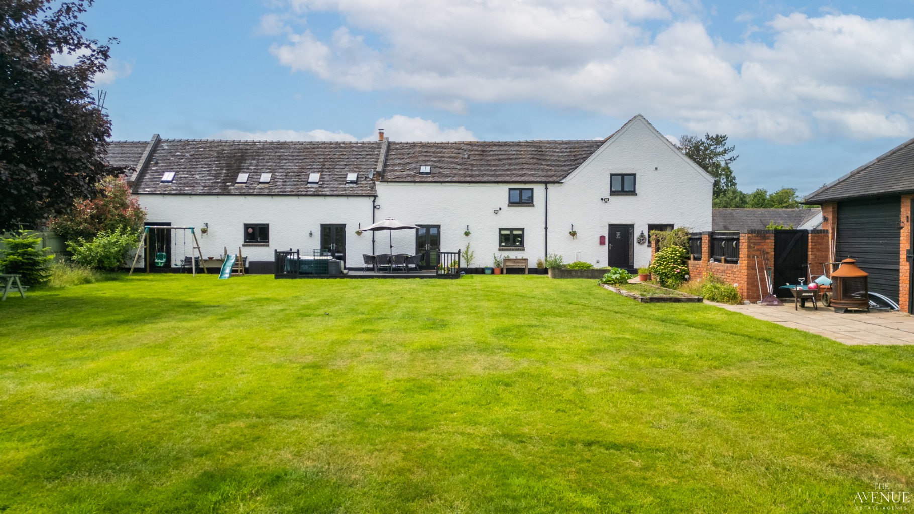 4 bed barn conversion for sale in The Stables, Hargate House Farm, Egginton Road, Hilton, Derbyshire, DE65 5FJ - Property Image 1