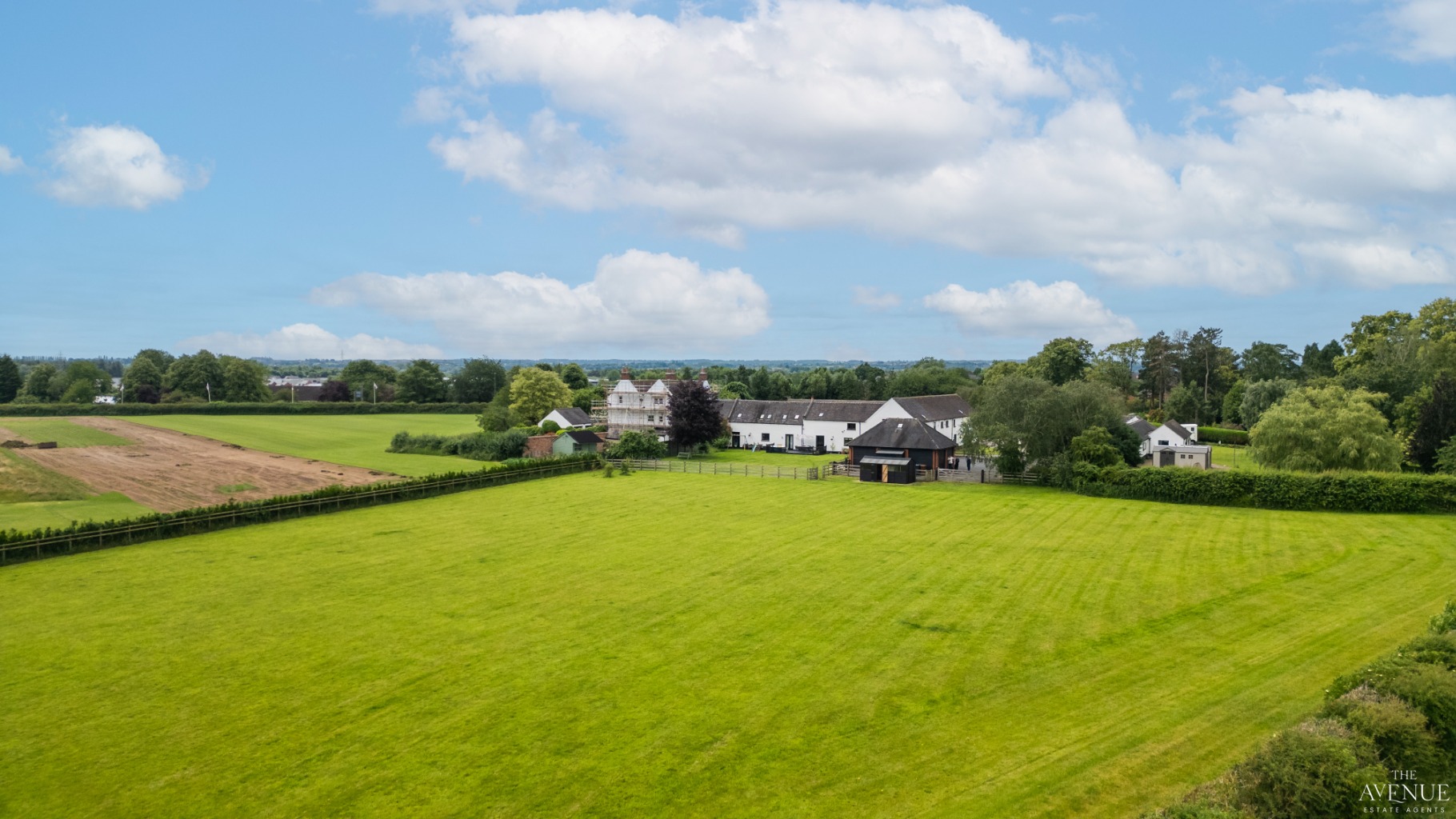4 bed barn conversion for sale in The Stables, Hargate House Farm, Egginton Road, Hilton, Derbyshire, DE65 5FJ 38