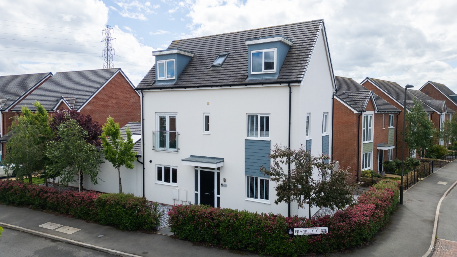 5 bed detached house for sale in Frankley Close, Hilton, Derby, Derbyshire, DE65 5PF - Property Image 1