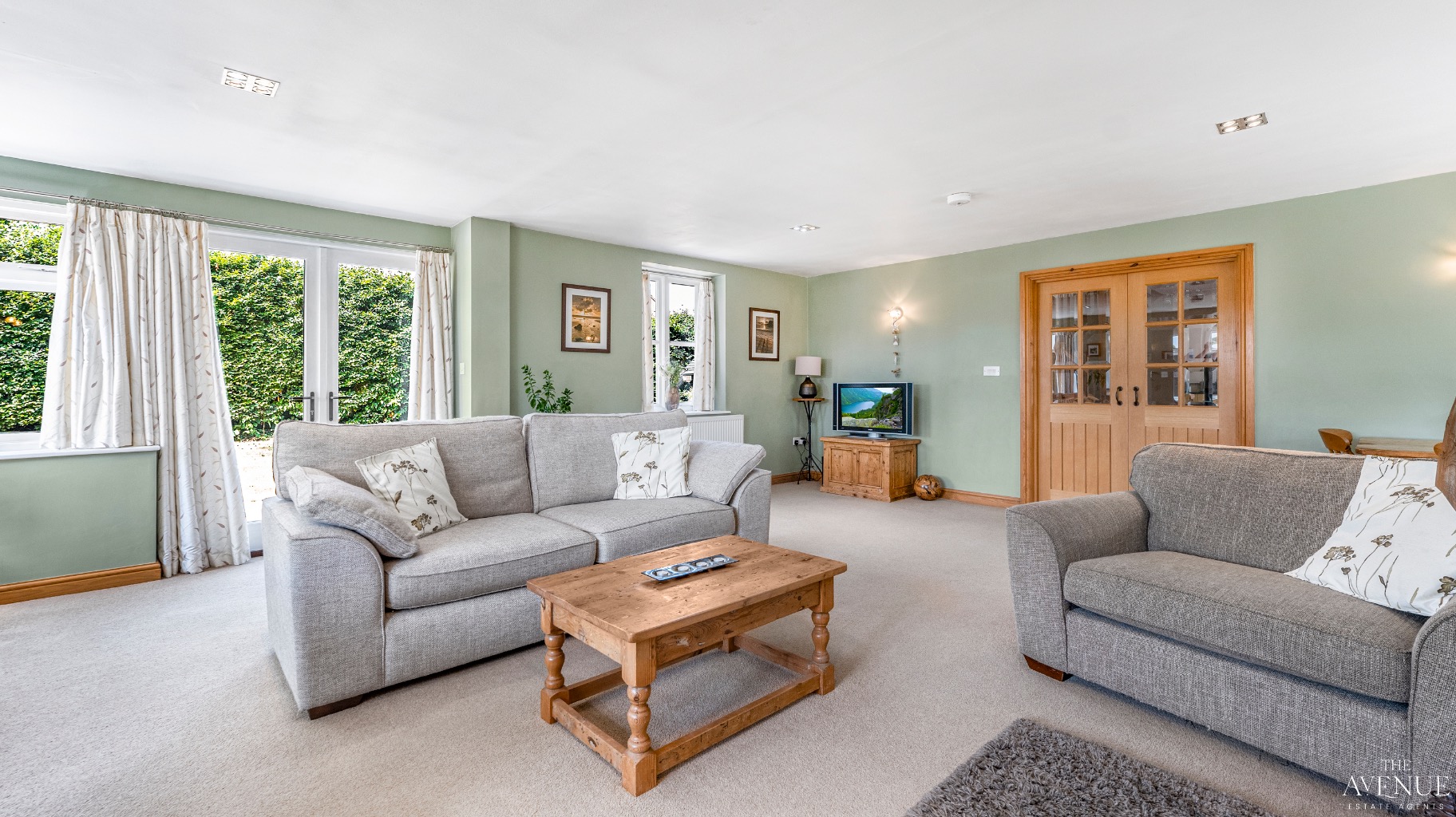 4 bed detached house for sale in Barton Lodge, Lodge Hill, Church Broughton, Derbyshire, DE65 5AL  - Property Image 12