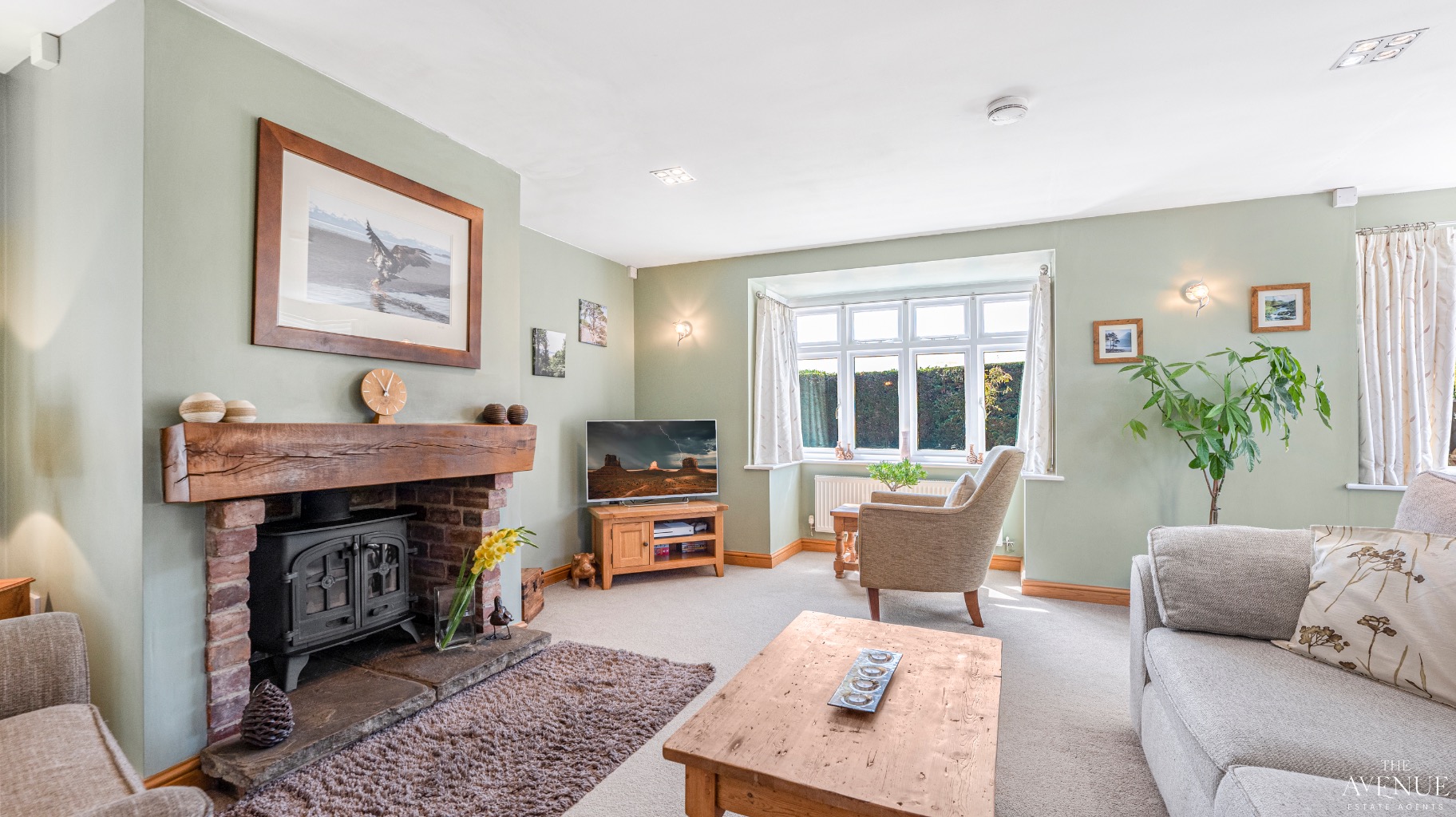 4 bed detached house for sale in Barton Lodge, Lodge Hill, Church Broughton, Derbyshire, DE65 5AL  - Property Image 9