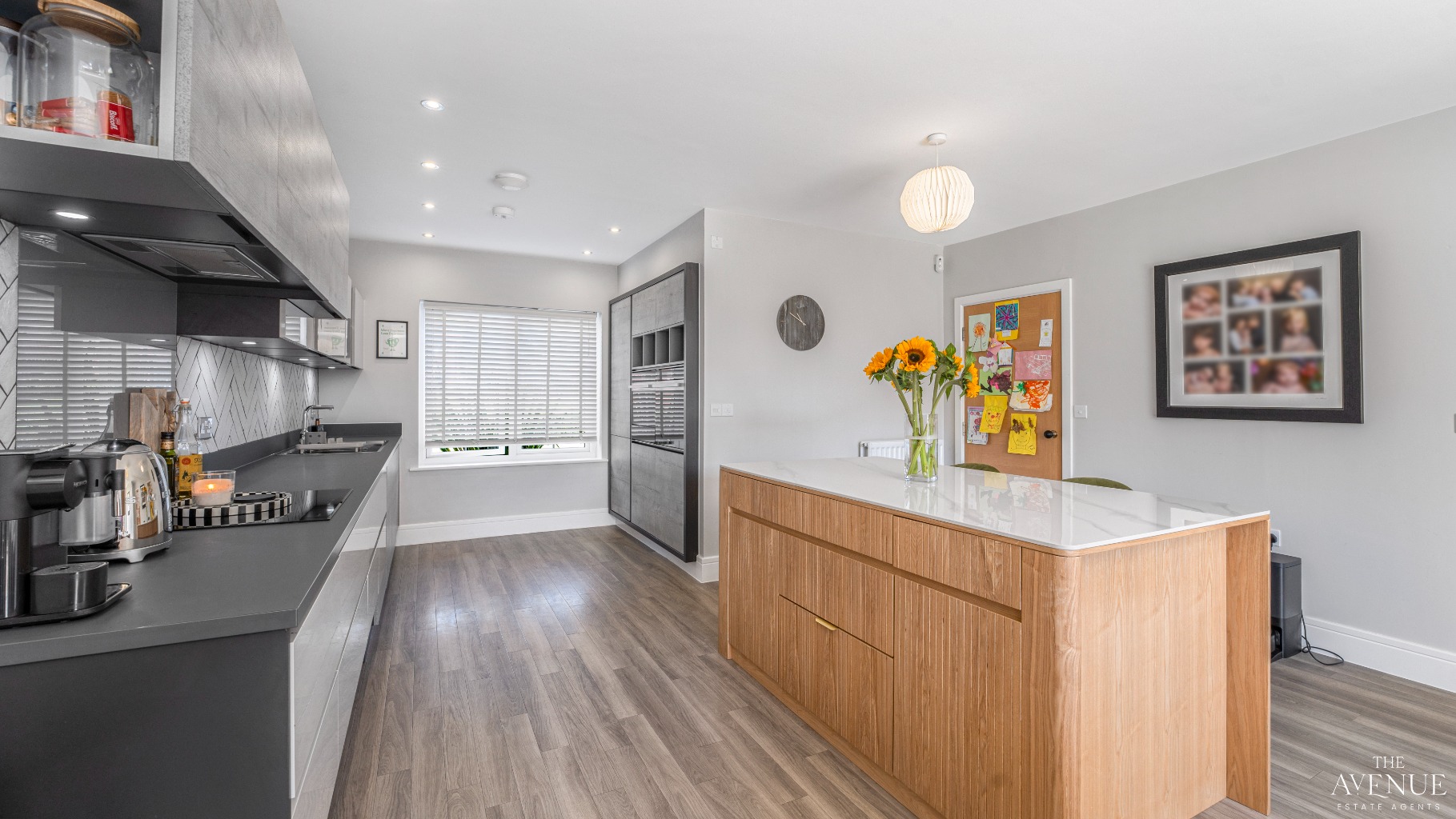 6 bed detached house for sale in Damstead Park Avenue, Alfreton  - Property Image 2