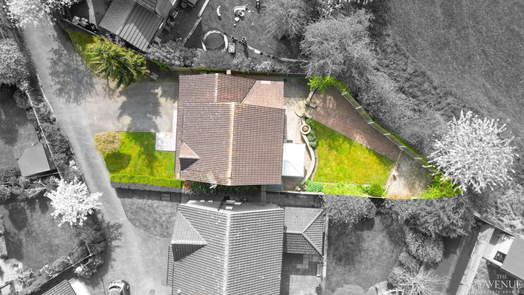 3 bed detached house for sale in Lark Court, Swanwick 3