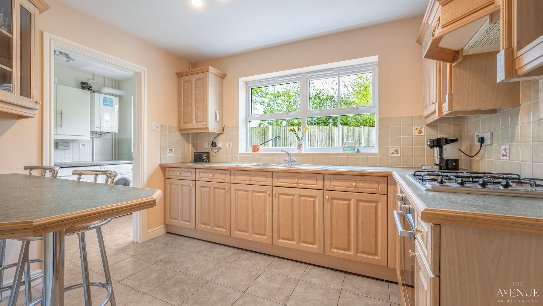 3 bed detached house for sale in Lark Court, Swanwick 2