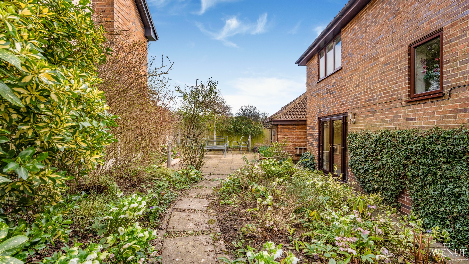4 bed detached house for sale in Ashgrove Court, Oakwood 22