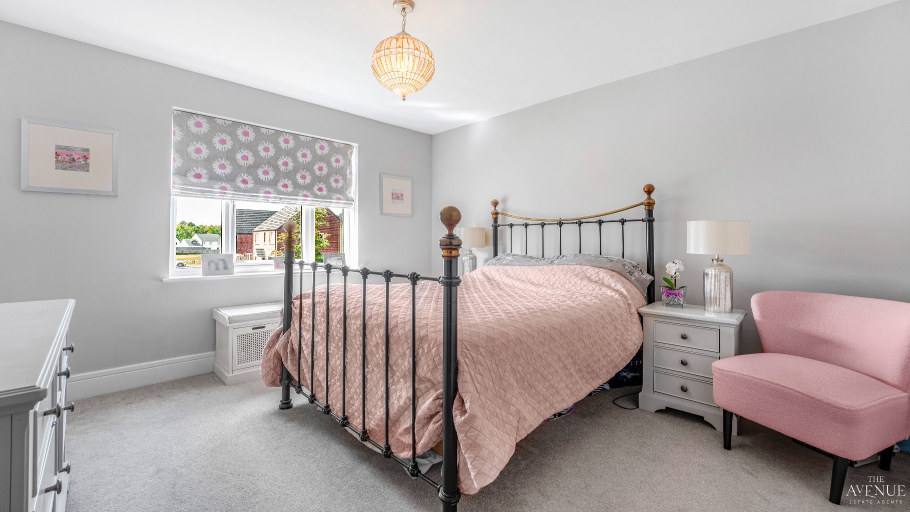5 bed detached house for sale in Parkwood Close, Alfreton 3