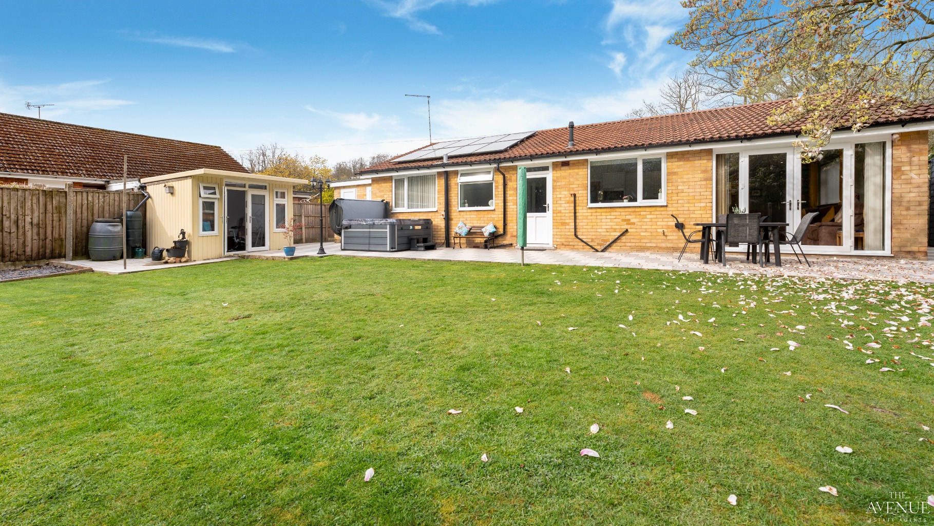 3 bed detached bungalow for sale in Spring Road, Riddings 17