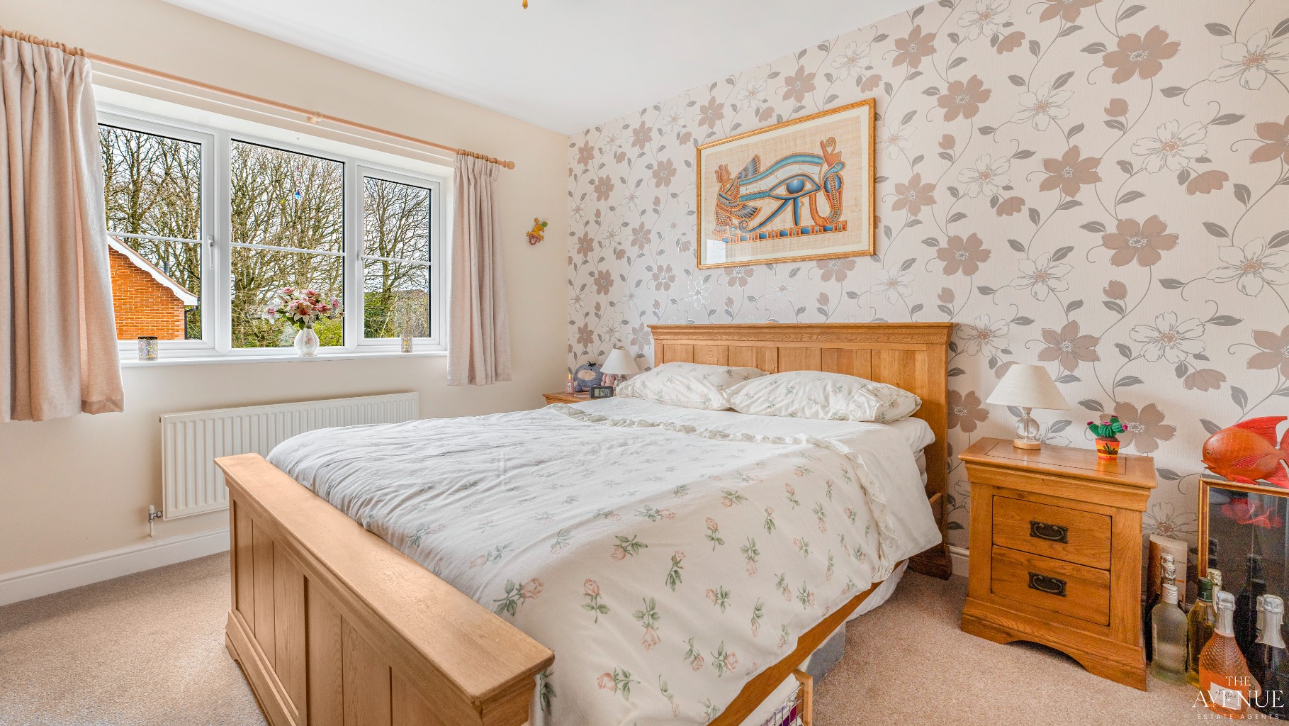 4 bed detached house for sale in Lark Hill, Swanwick  - Property Image 2
