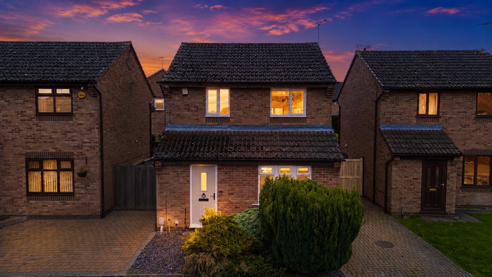 3 bed detached house for sale in Blisworth Way, Swanwick - Property Image 1