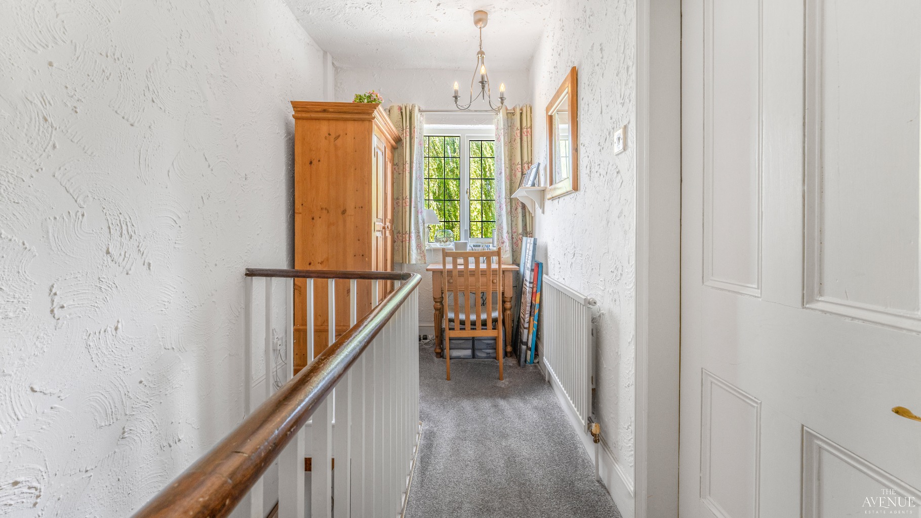 5 bed cottage for sale in Valley Cottage, Golden Valley  - Property Image 12