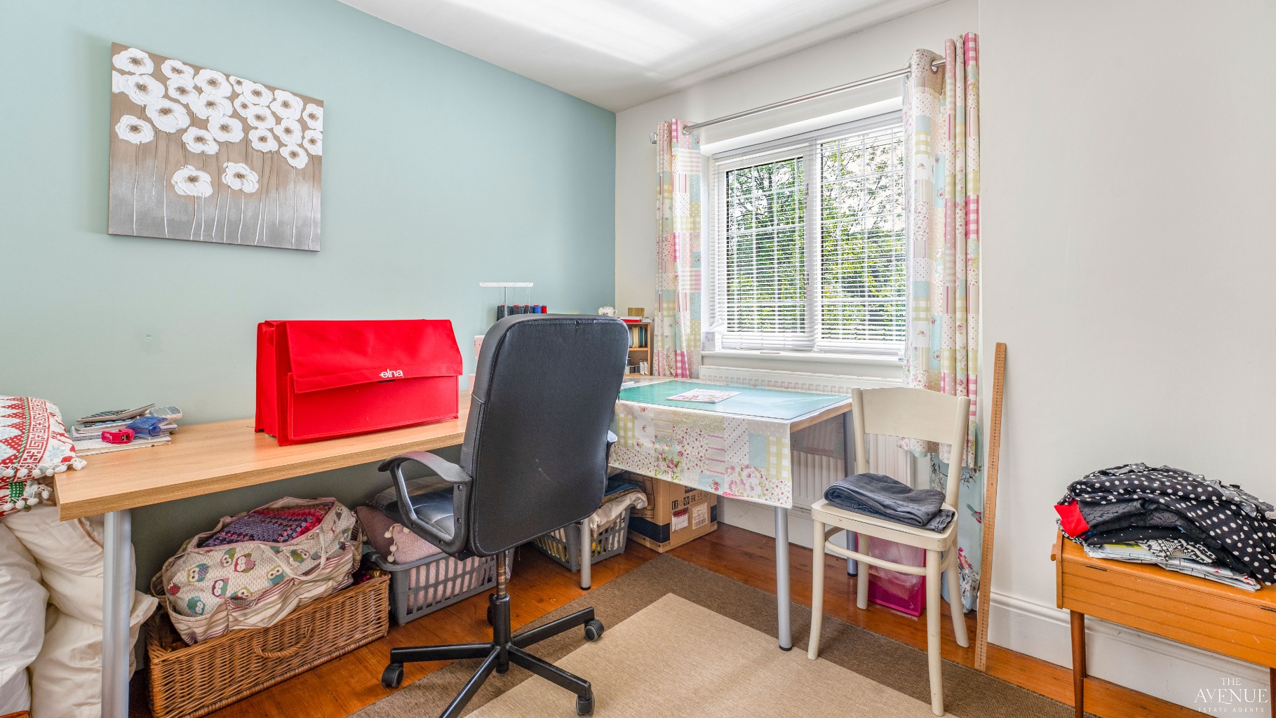 5 bed cottage for sale in Valley Cottage, Golden Valley  - Property Image 20