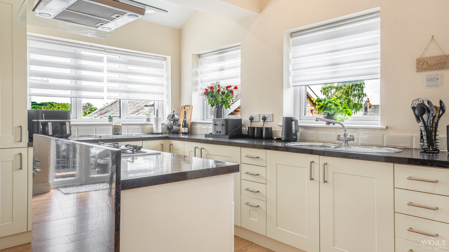 4 bed detached house for sale in Park Street, Alfreton 7