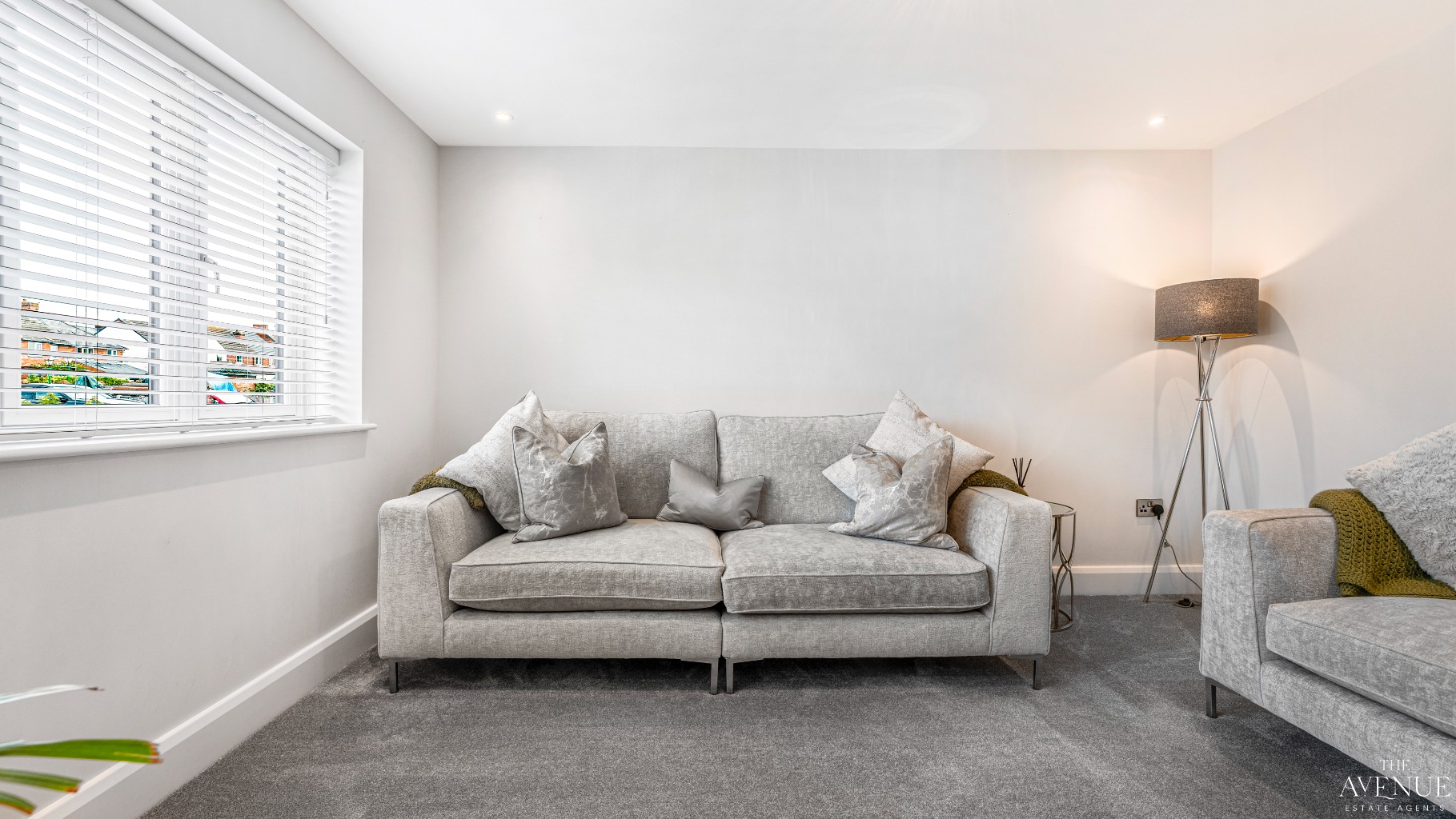 4 bed detached house for sale in Moor Farm Close, Newton 5