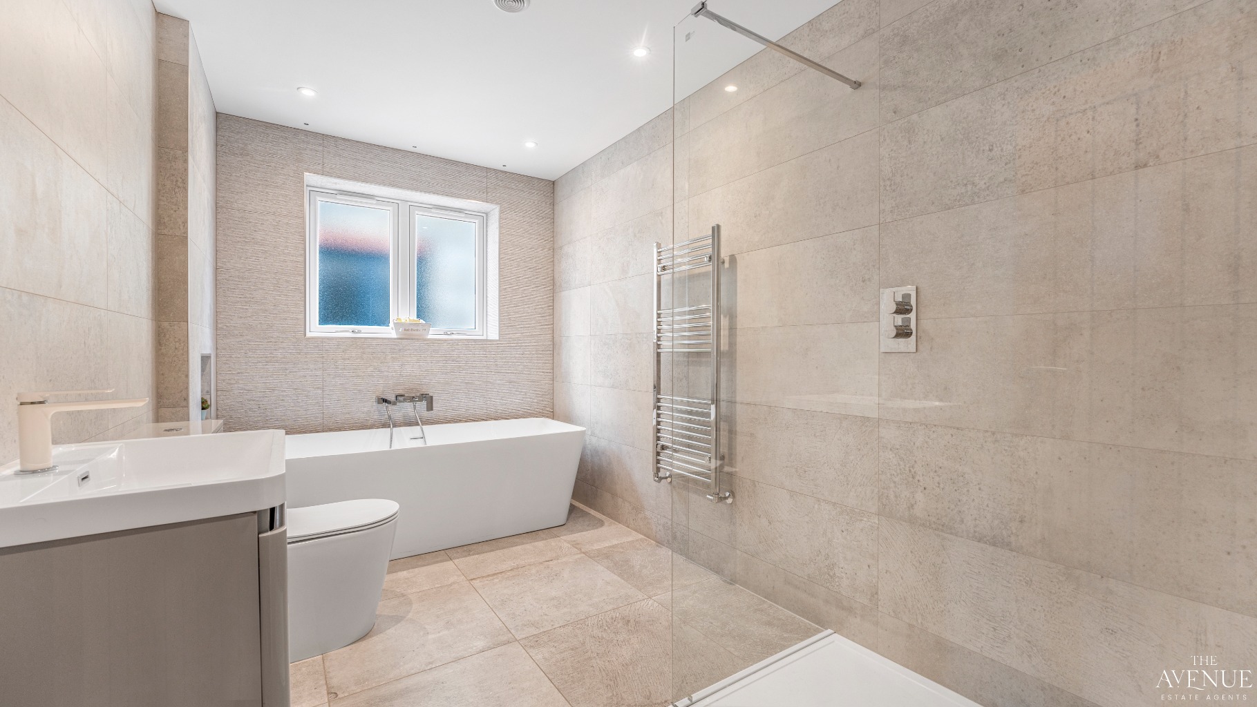 4 bed detached house for sale in Moor Farm Close, Newton 20