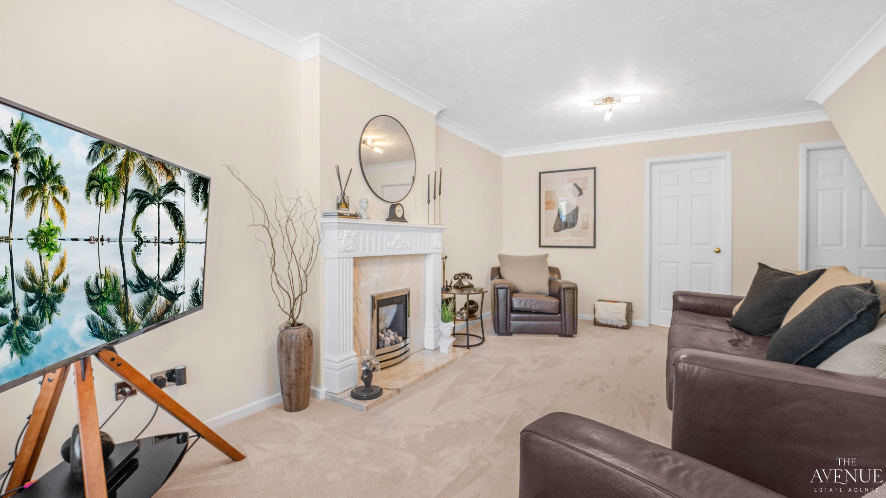 4 bed detached house for sale in Tiree Close, Tibshelf 7
