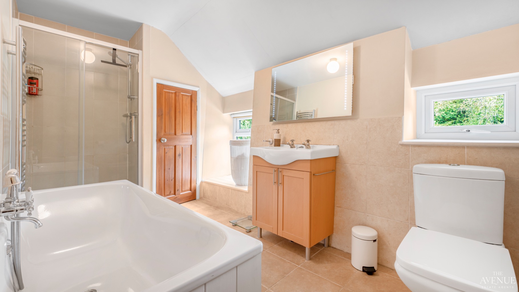 3 bed detached house for sale in Temperance Hill, Woolley Moor 17