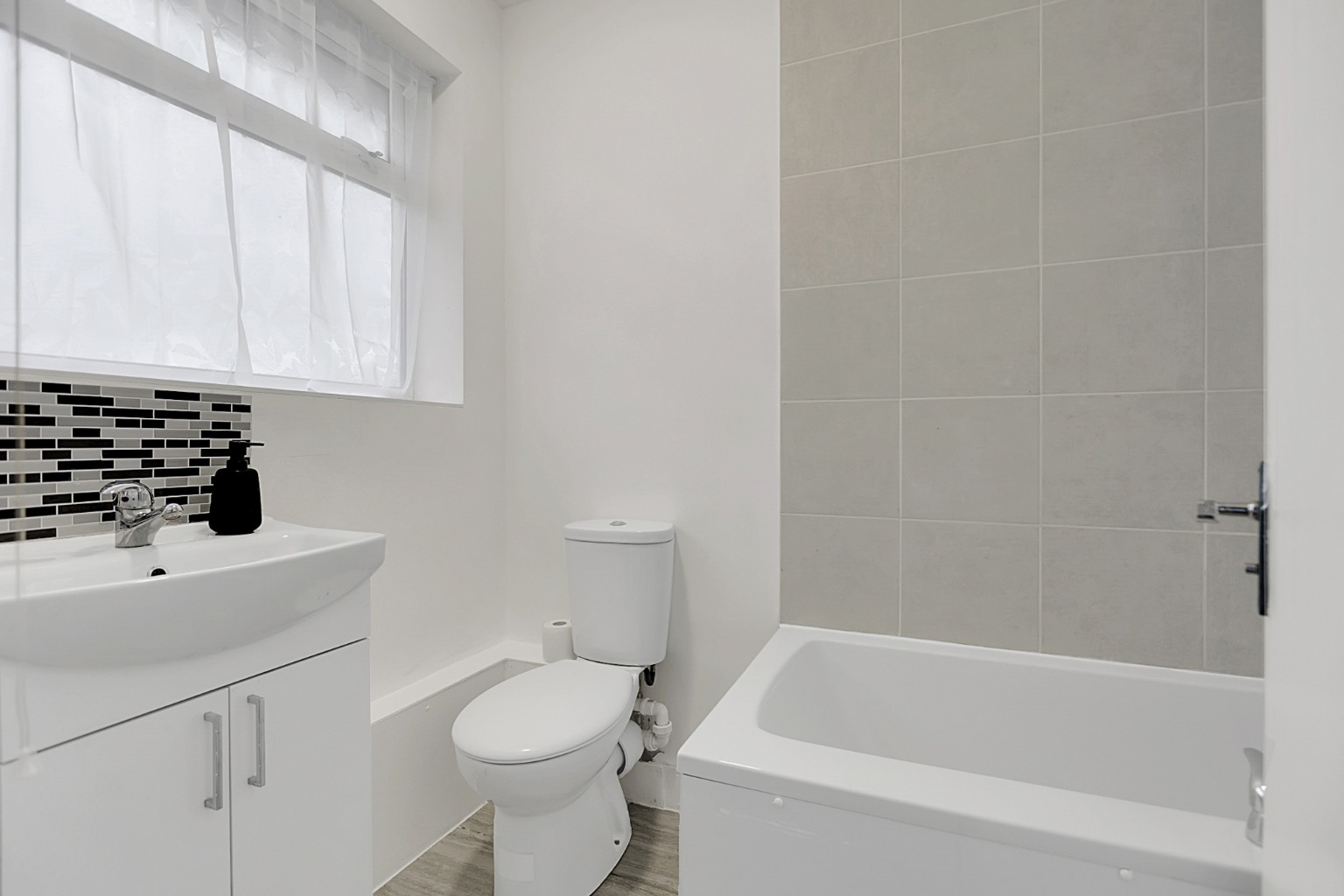 2 bed semi-detached house for sale in Kingsley Road, Haslington, Cheshire, CW1 5PG 7