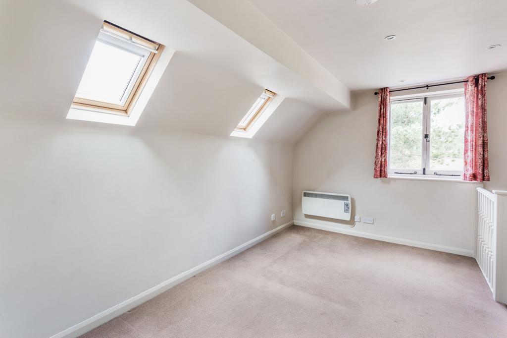 1 bed cottage to rent in Holmwood Farm Court Horsham Road,  Dorking, RH5  - Property Image 8