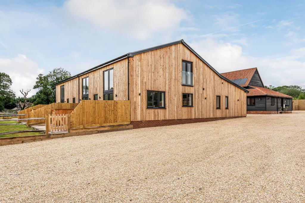 3 bed end of terrace house for sale in Kites Barn Lower Duxhurst Farm,  Reigate, RH2 - Property Image 1