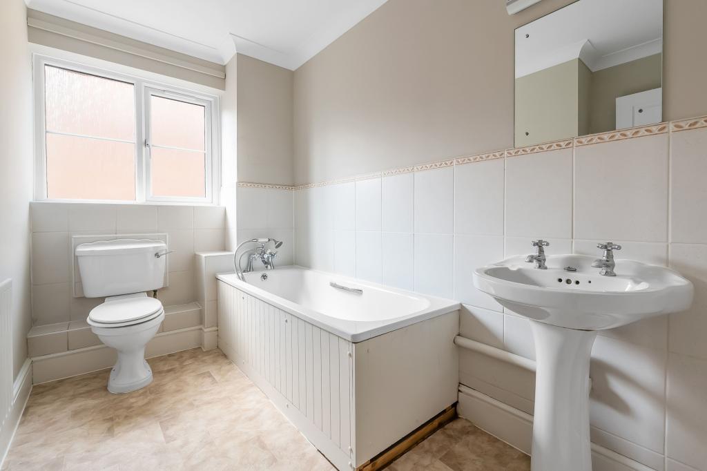 4 bed semi-detached house to rent in Village Street, Newdigate, Dorking, RH5 7