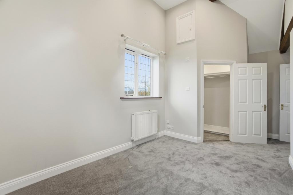 3 bed detached house to rent in Manor Farm Prestwood Lane,  Crawley, RH11  - Property Image 9