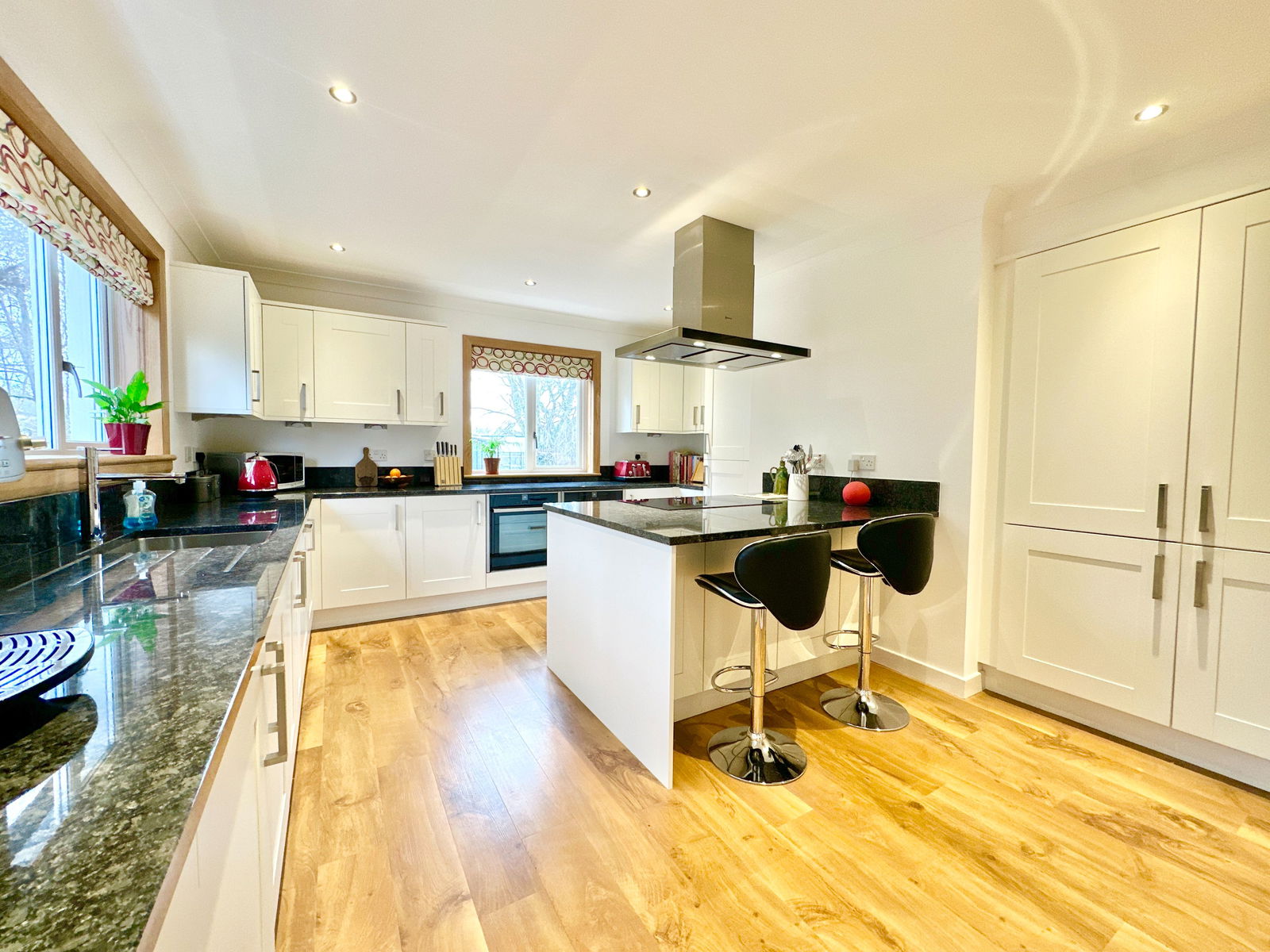 Iv4 7as 3 bed detached house for sale in Cuilidh, Foxhole, Kiltarlity, IV4 7HT ...