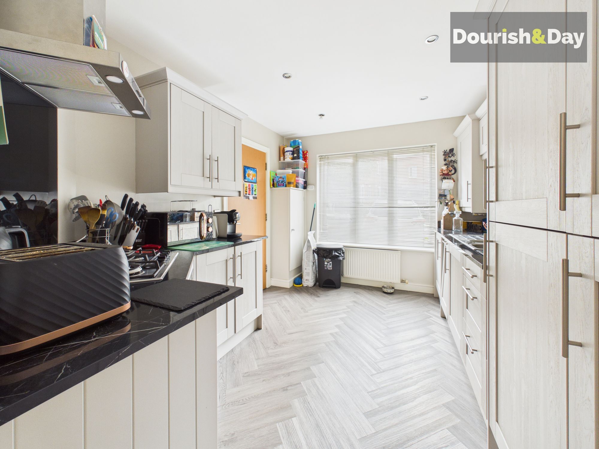 3 bed end of terrace house for sale in Earl Edwin Mews, Whitchurch, SY13 - Property Image 3